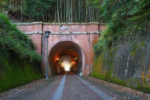 🧱 키타스이 터널 (키타스이 톤네루) 이미지 5